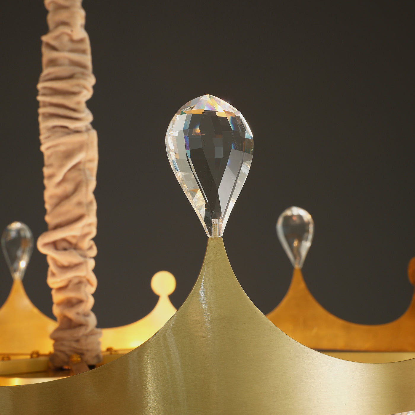 Creative crown Handmade Glass Round Chandelier