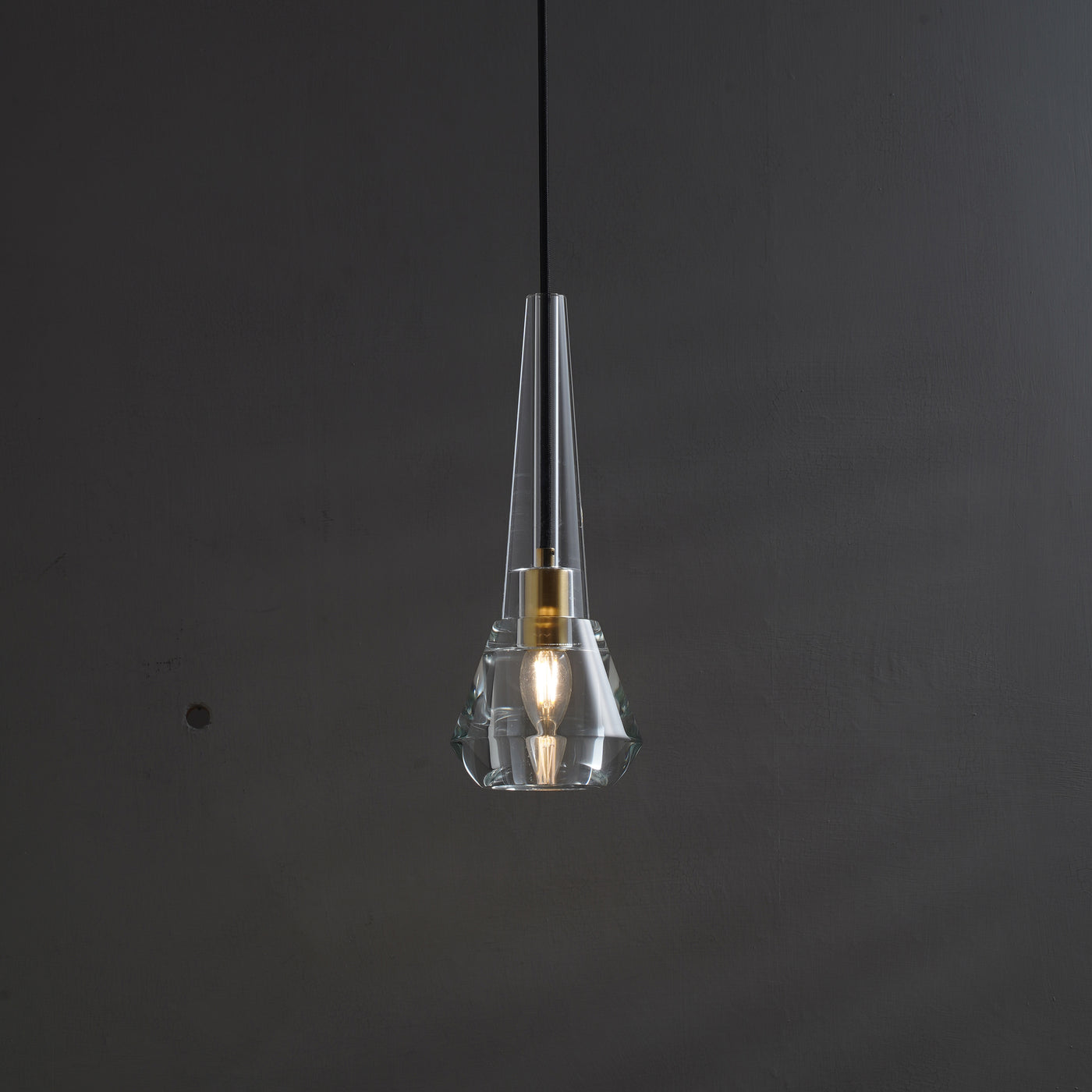 Modern modeling pendant lighting