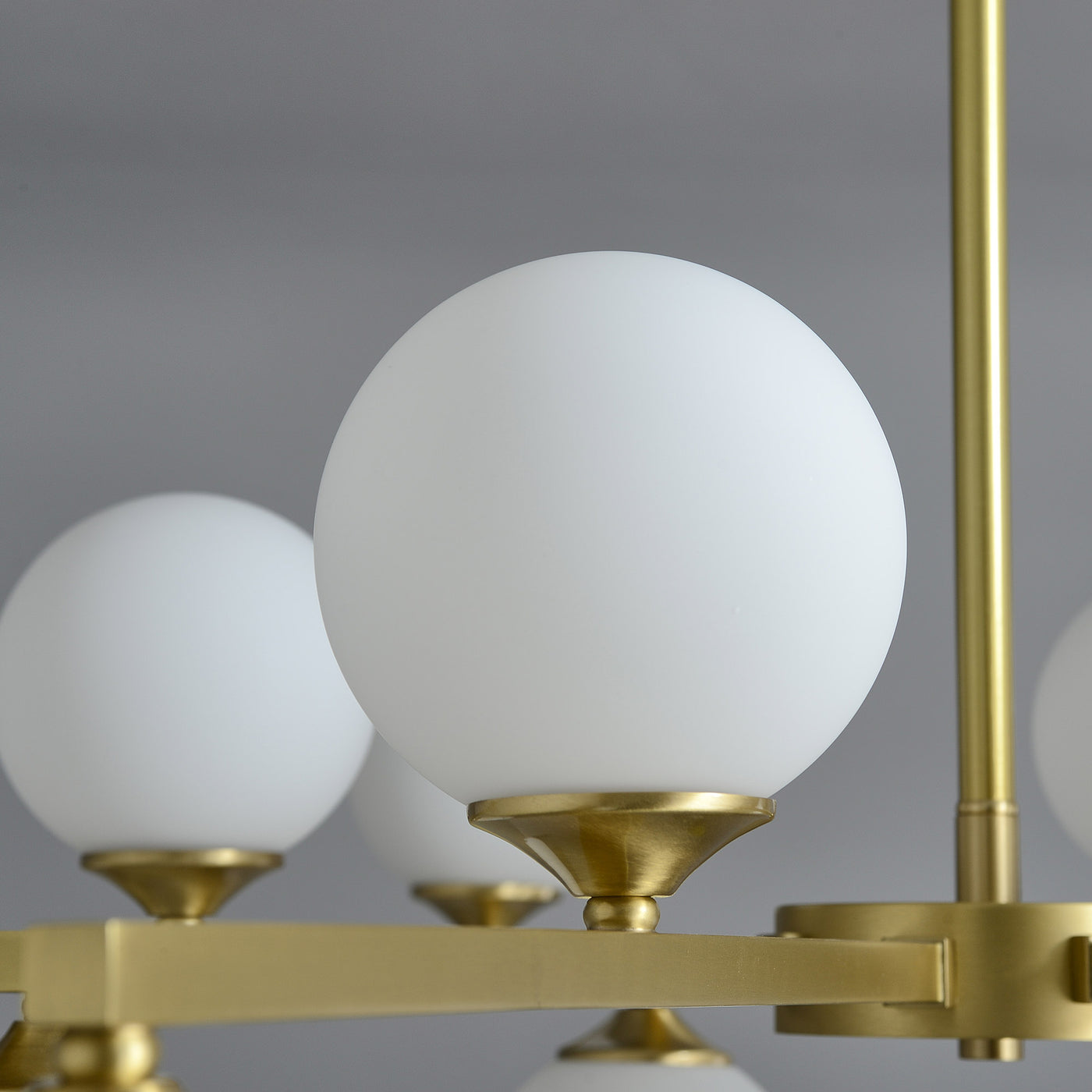 8-Lights Ball Chandelier