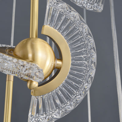 Spinning top chandelier