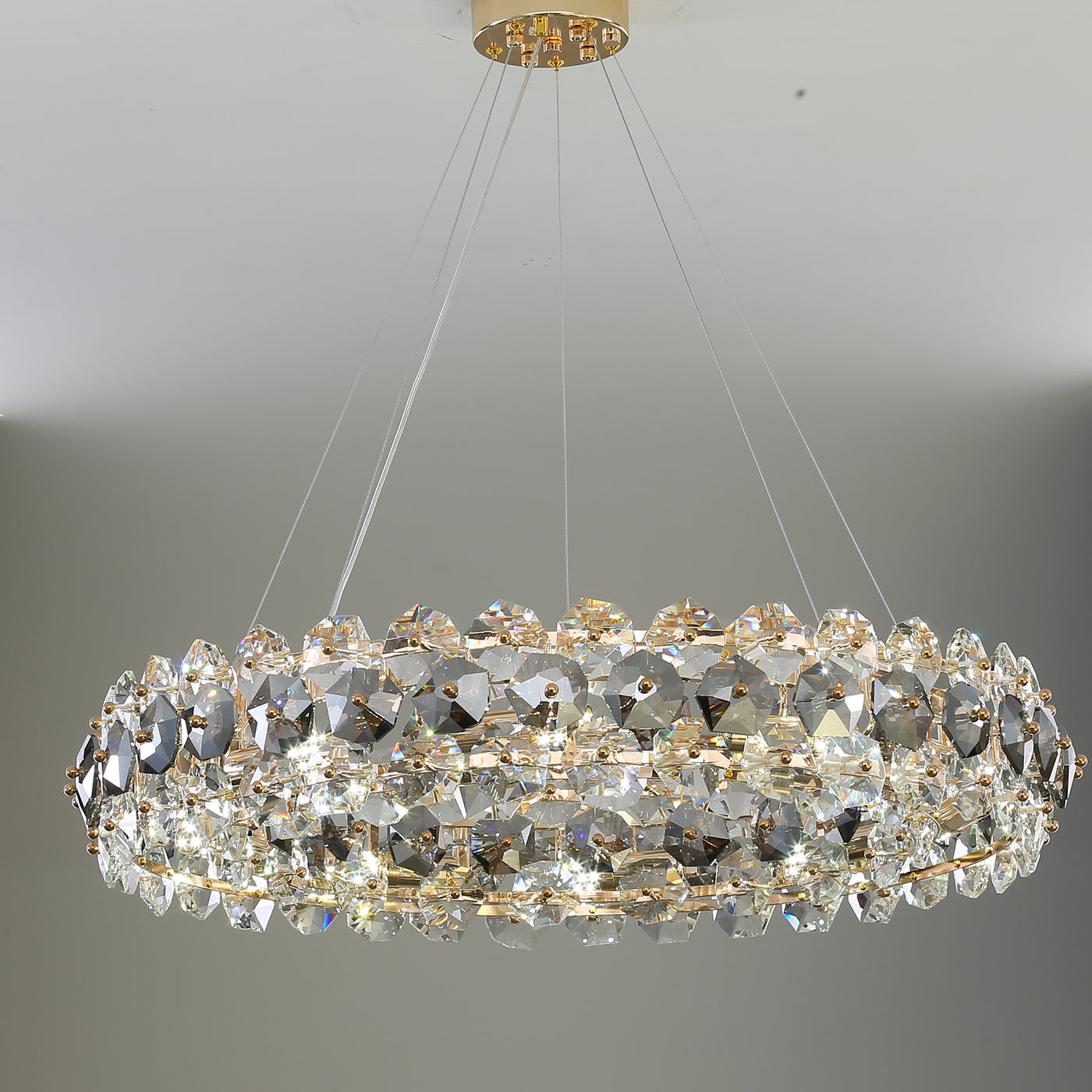 Luxury round crystal chandelier