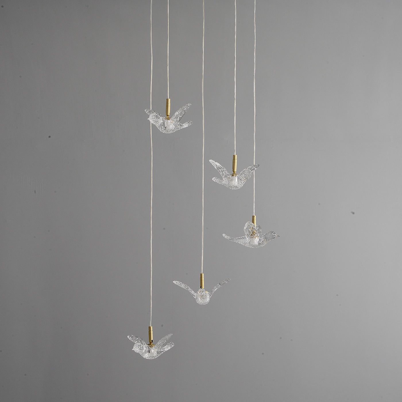 Creative bird chandelier