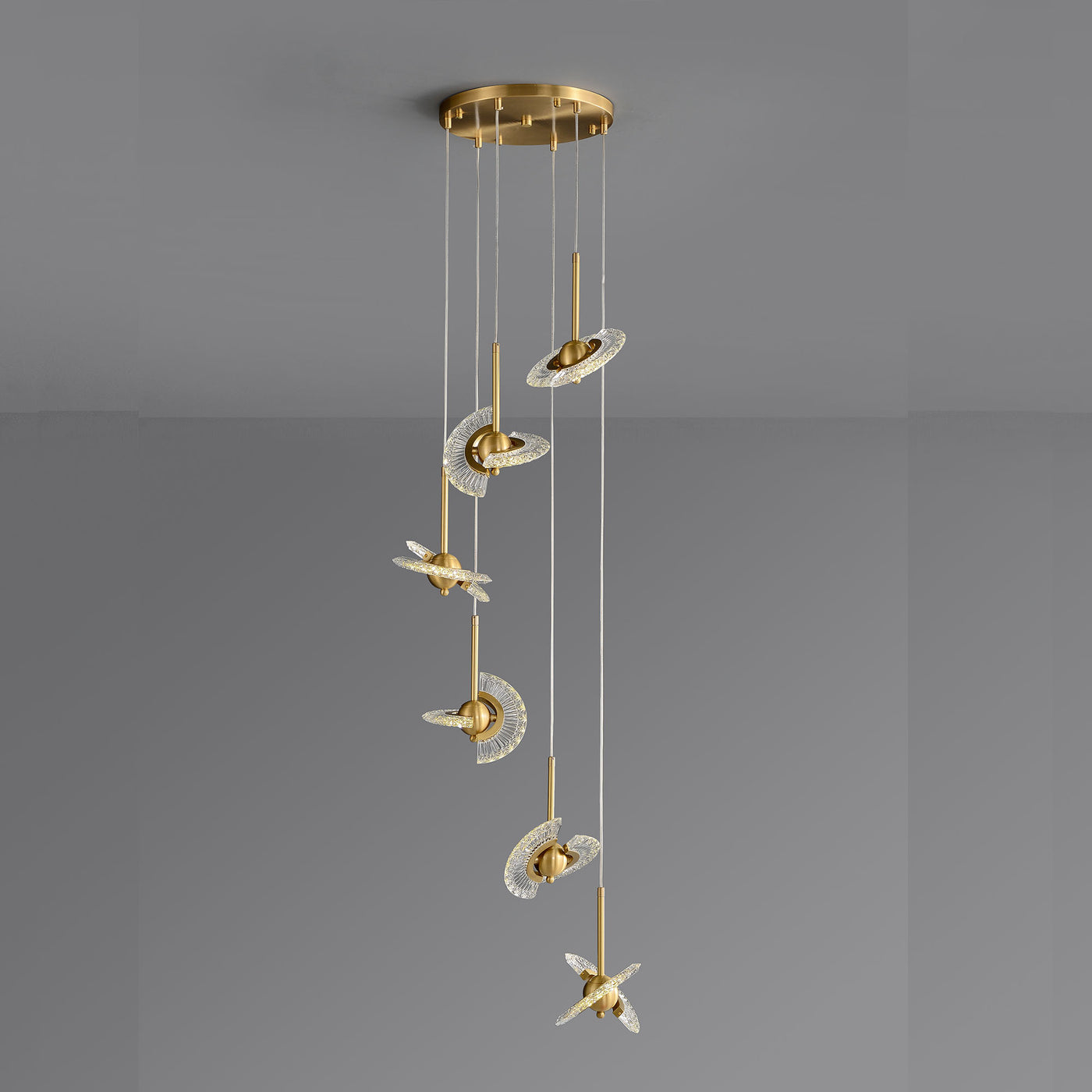 Spinning top chandelier