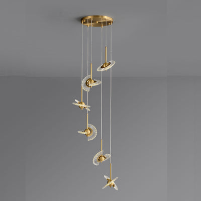 Spinning top chandelier