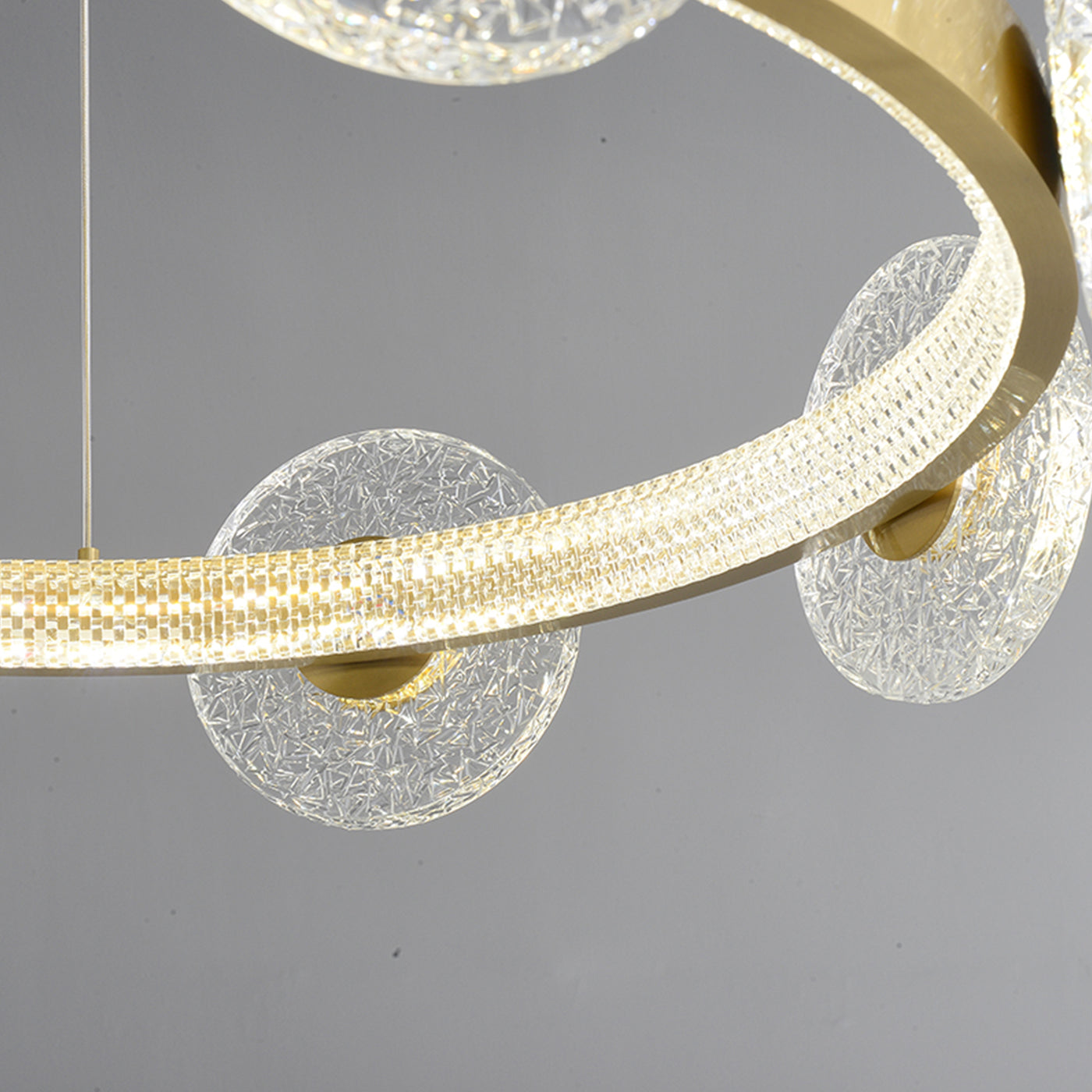 Creative simple disc brass chandelier